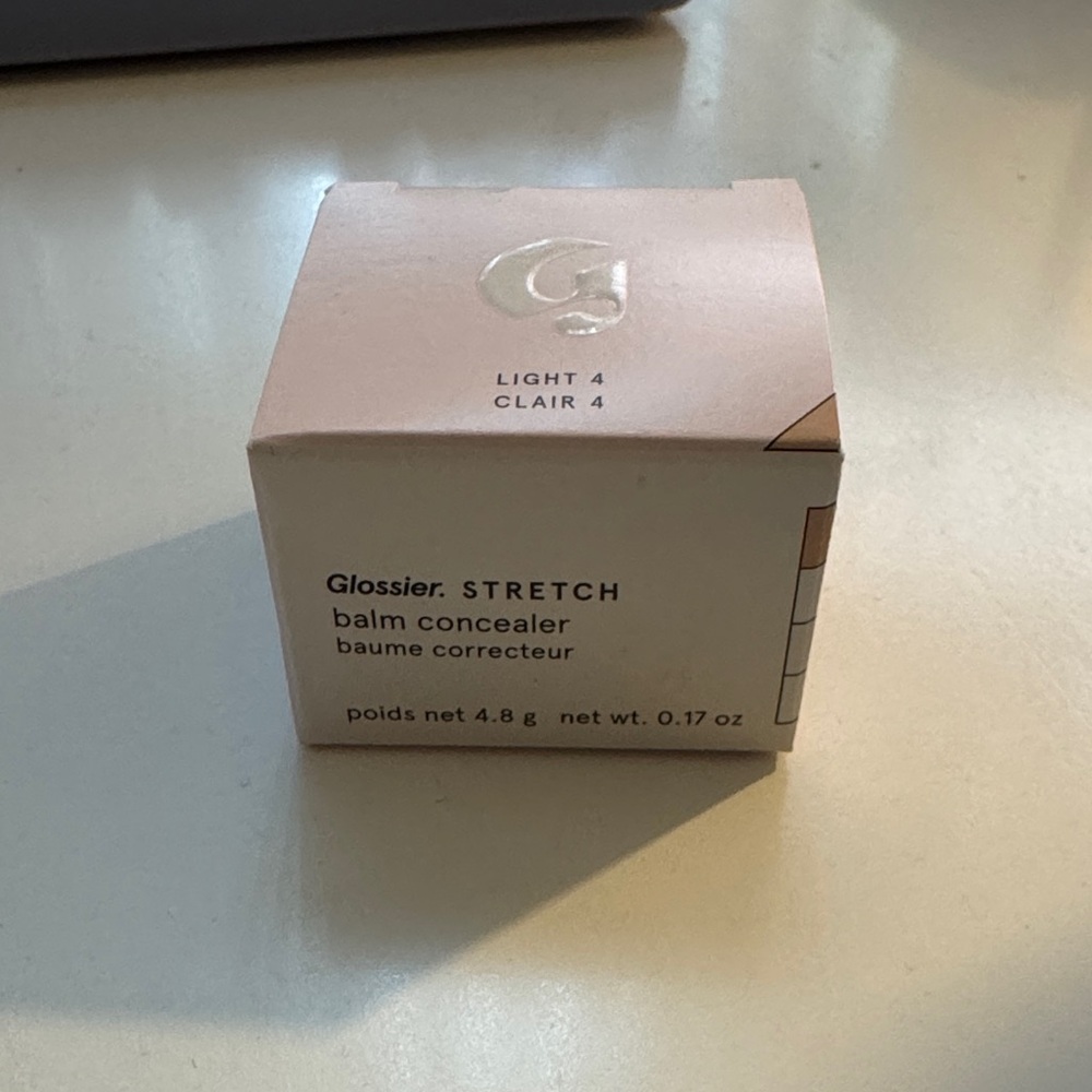 Glossier Pink Stretch Concealer Balm Light 4